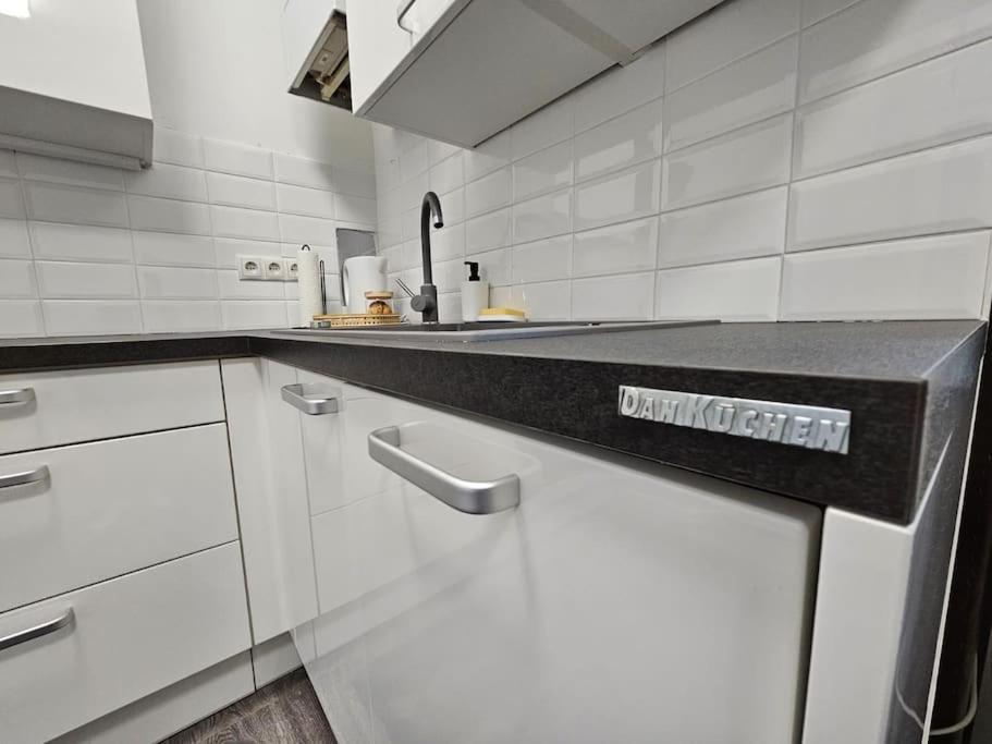 Affordable Suite In Vienna'S Hotpoint Εξωτερικό φωτογραφία