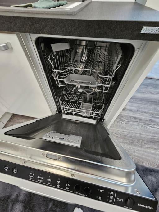 Affordable Suite In Vienna'S Hotpoint Εξωτερικό φωτογραφία