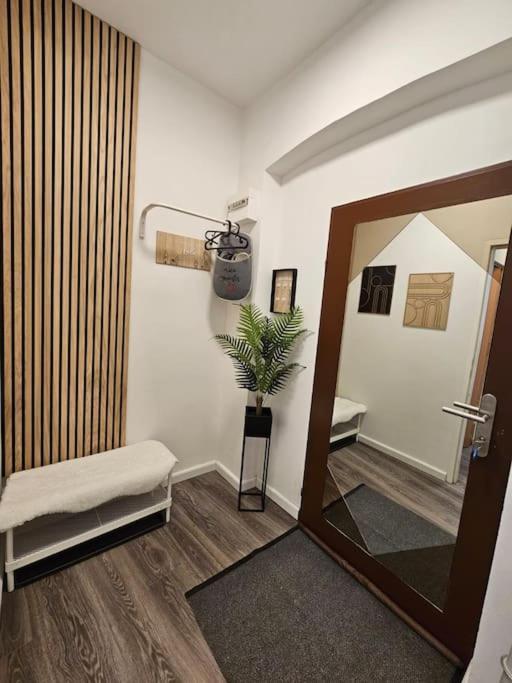 Affordable Suite In Vienna'S Hotpoint Εξωτερικό φωτογραφία